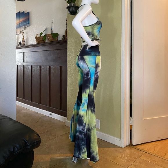 2 pieces new one bell bottom and top - Picture 5 of 16